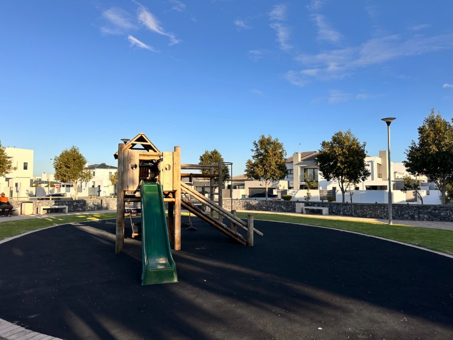 3 Bedroom Property for Sale in Sandown Western Cape